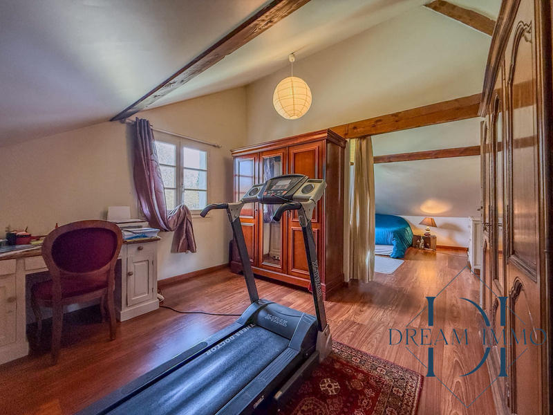 Maison ancienne - 238 m² - 5 pièces