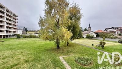 Appartement - 80 m² - 3 pièces