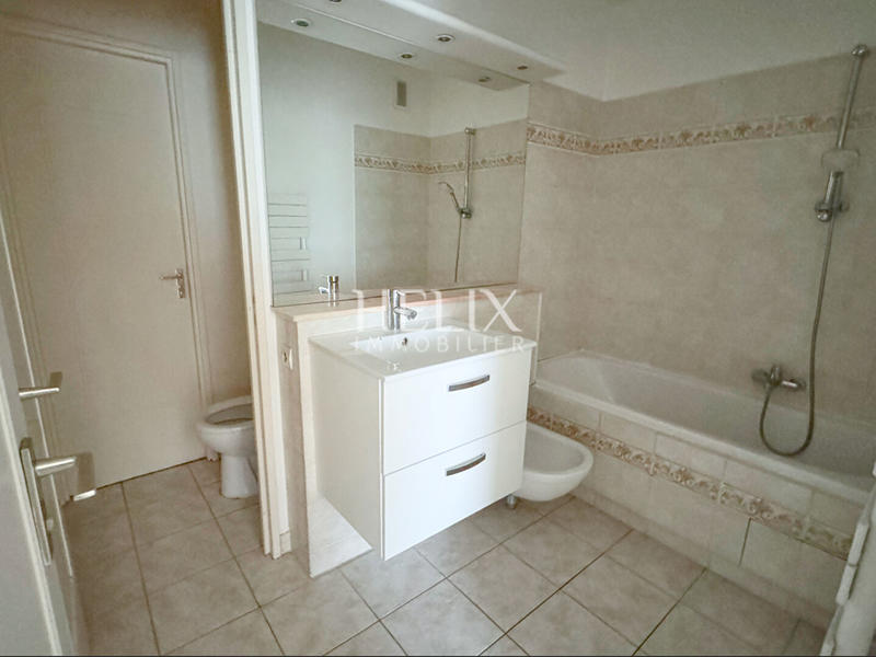 Appartement - 88 m² - 4 pièces