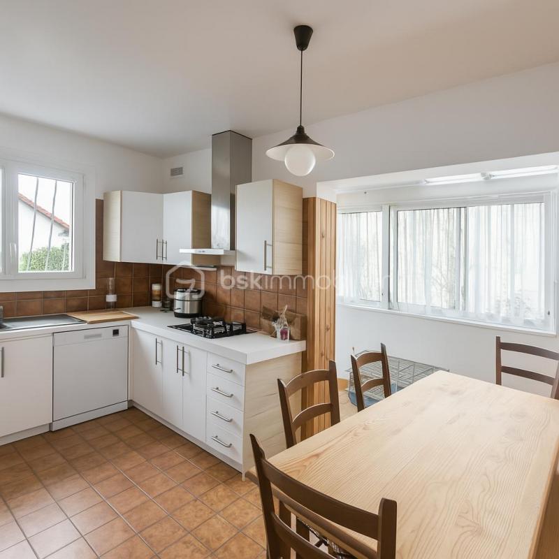 Maison - 175 m² - 7 pièces