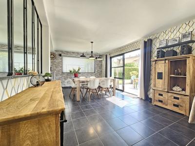 Maison - 115 m² - 6 pièces