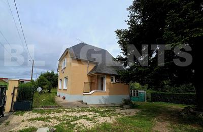 Propriété - 92 m² - 3 pièces