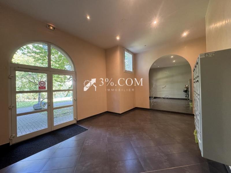 Appartement - 100 m² - 4 pièces