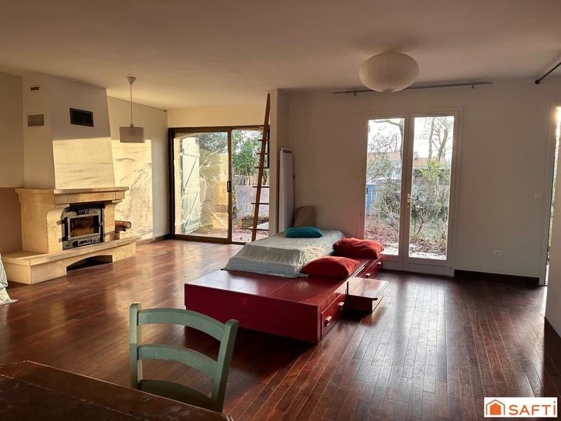 Maison - 96 m² - 4 pièces