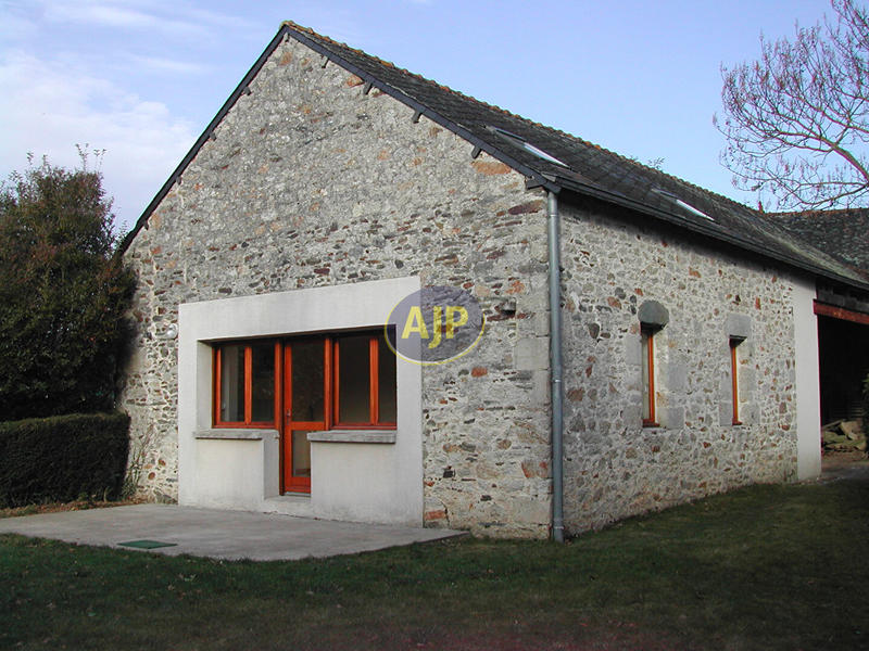 Maison - 85 m² - 4 pièces
