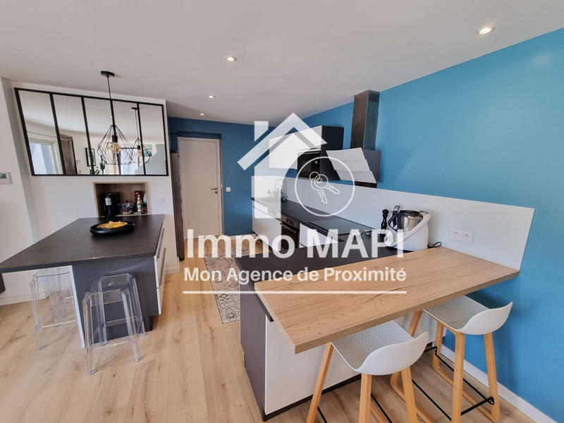 Maison - 312 m² - 8 pièces