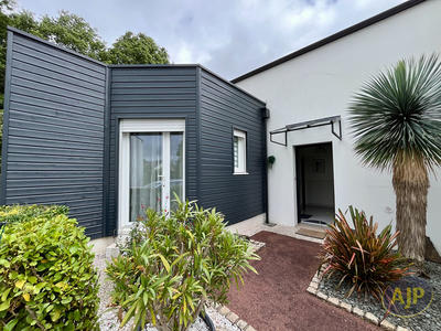 Maison - 139 m² - 7 pièces