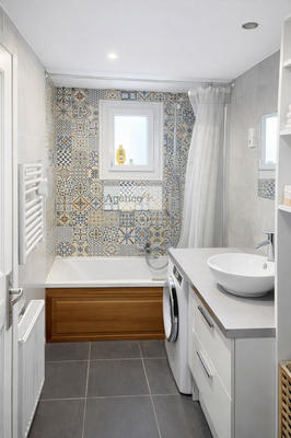 Maison traditionnelle - 140 m² - 5 pièces