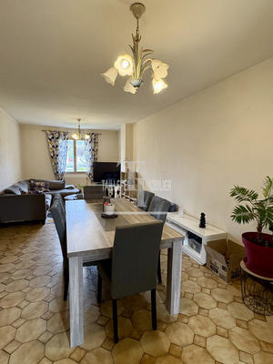 Maison - 133 m² - 6 pièces