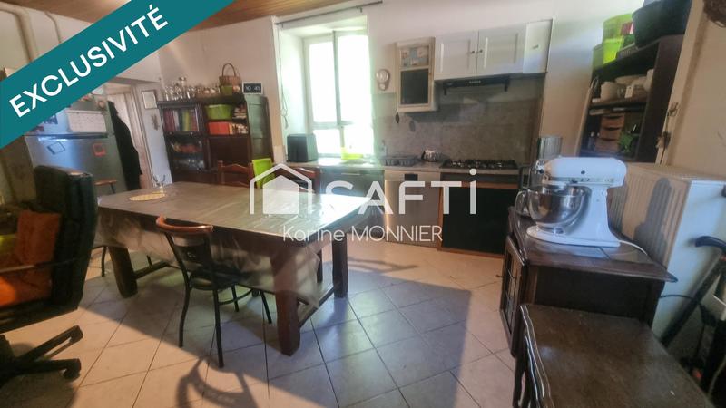 Maison - 330 m² - 12 pièces