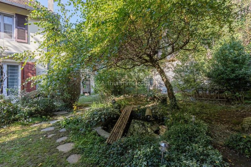 Maison - 192 m² - 5 pièces