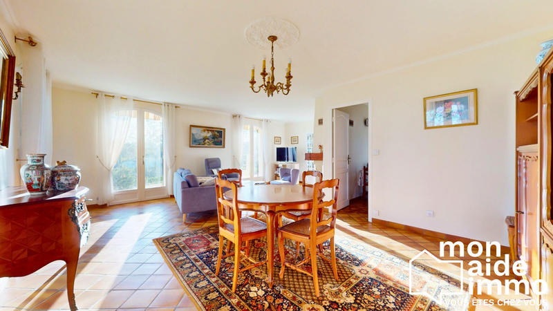 Maison - 120 m² - 5 pièces