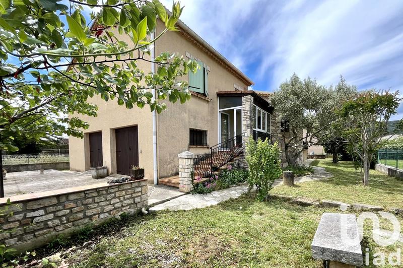 Maison - 163 m² - 5 pièces