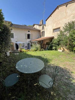 Maison - 165 m² - 7 pièces