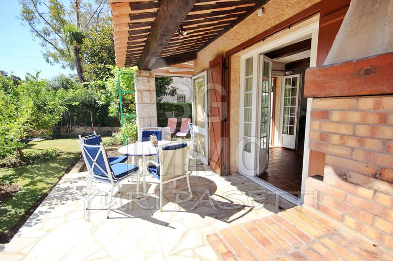 Villa - 145 m² - 6 pièces
