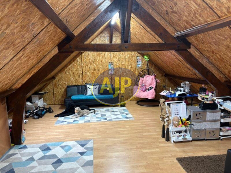 Maison - 120 m² - 6 pièces