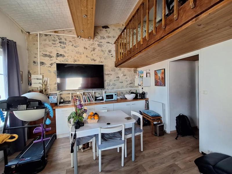 Maison - 102 m² - 4 pièces