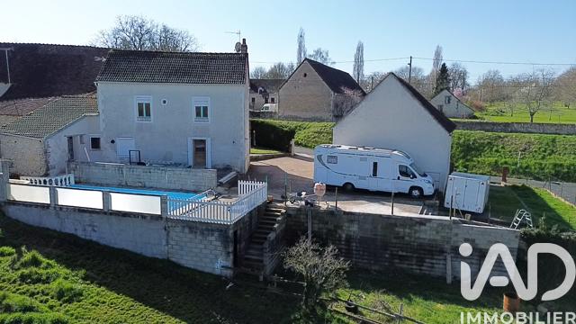 Maison - 115 m² - 7 pièces