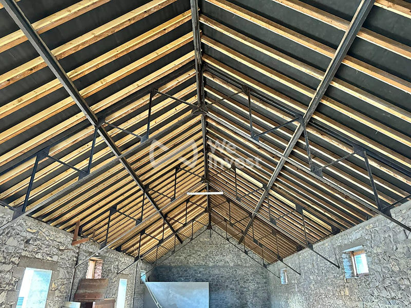 Maison - 302 m² - 6 pièces