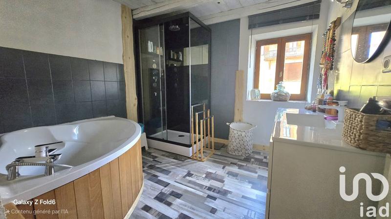 Maison - 183 m² - 6 pièces