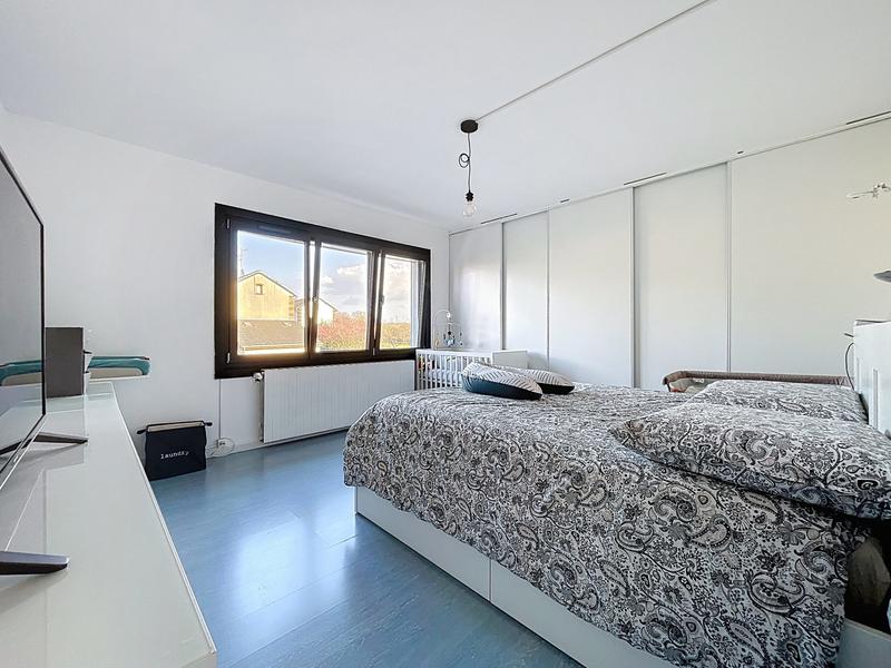 Maison - 88 m² - 4 pièces