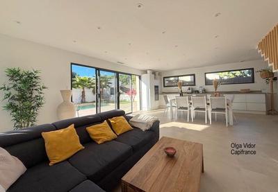 Villa - 195 m² - 6 pièces