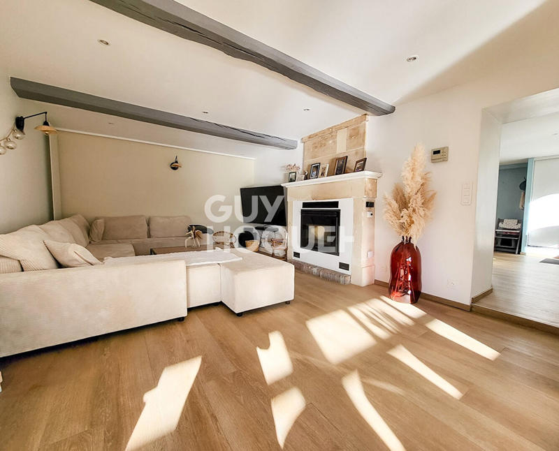 Maison - 180 m² - 6 pièces