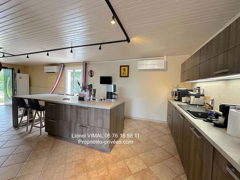 Maison - 258 m² - 8 pièces