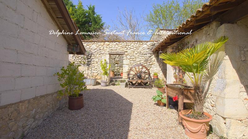 Maison - 180 m² - 6 pièces