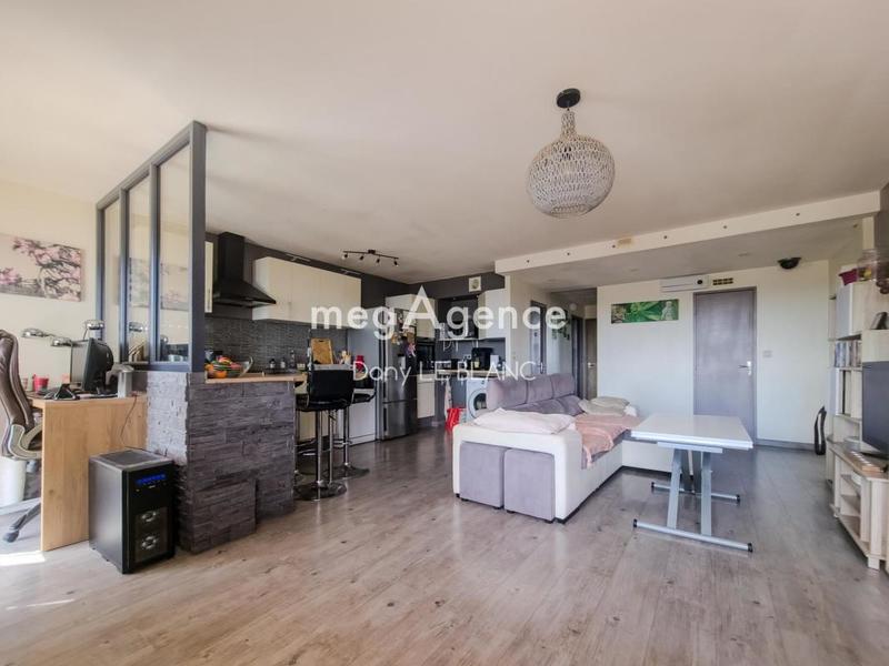 Appartement - 82 m² - 4 pièces