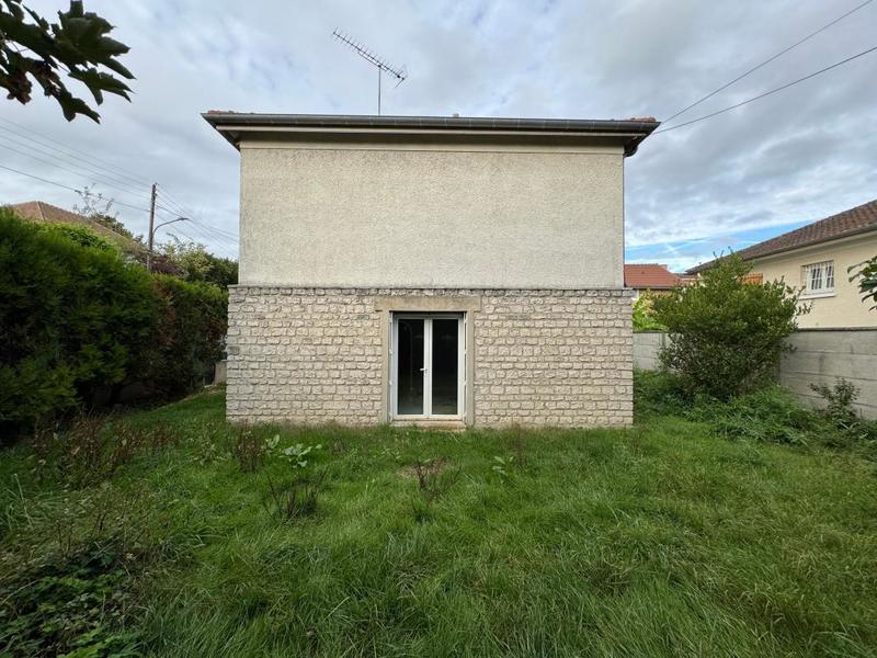 Maison - 99 m² - 4 pièces