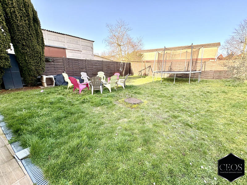 Maison - 180 m² - 8 pièces