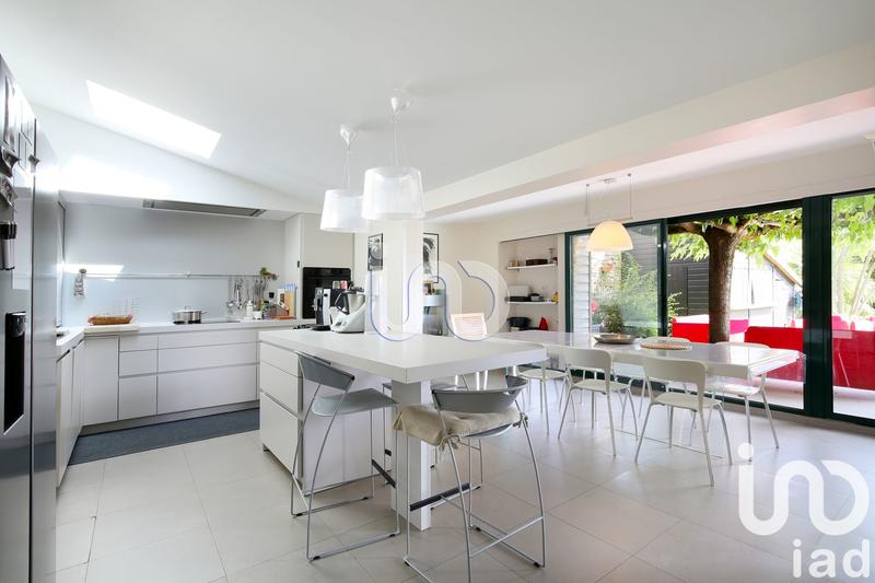 Maison de maîtres - 210 m² - 6 pièces