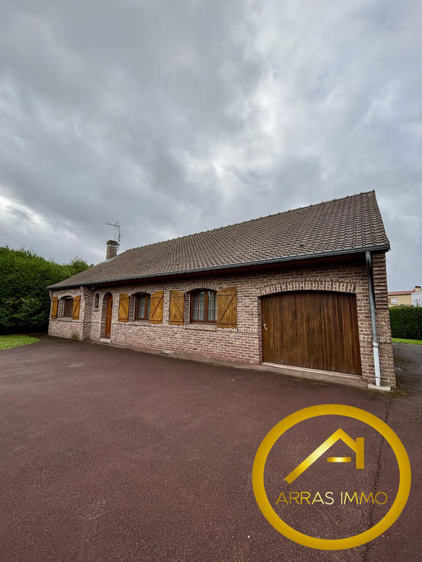 Maison - 110 m² - 4 pièces