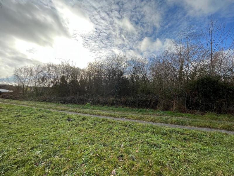 Terrain constructible - 2 520 m²