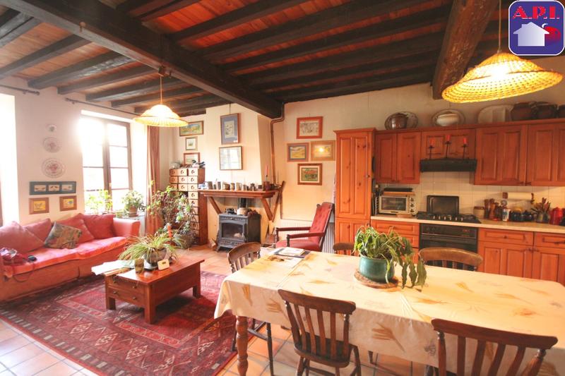 Maison - 224 m² - 6 pièces