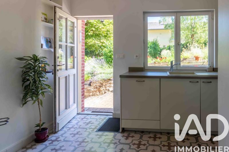 Maison - 187 m² - 8 pièces