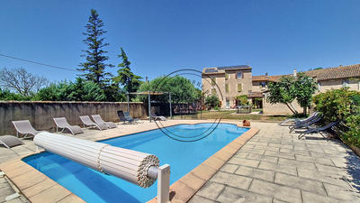 Maison - 450 m² - 19 pièces