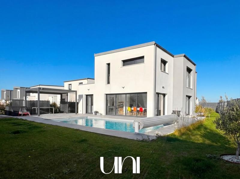 Maison - 178 m² - 6 pièces