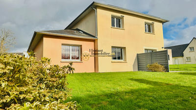 Maison - 135 m² - 7 pièces