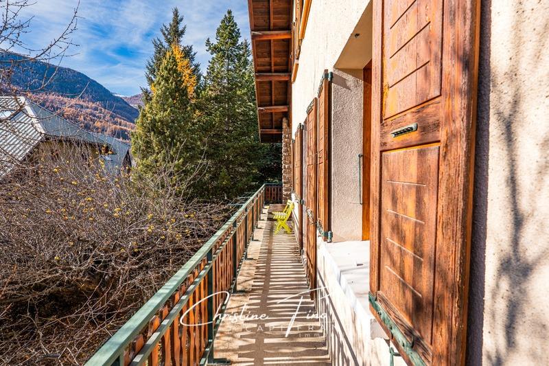 Maison - 314 m² - 12 pièces