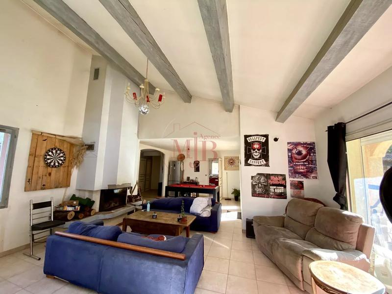 Villa - 186 m² - 7 pièces
