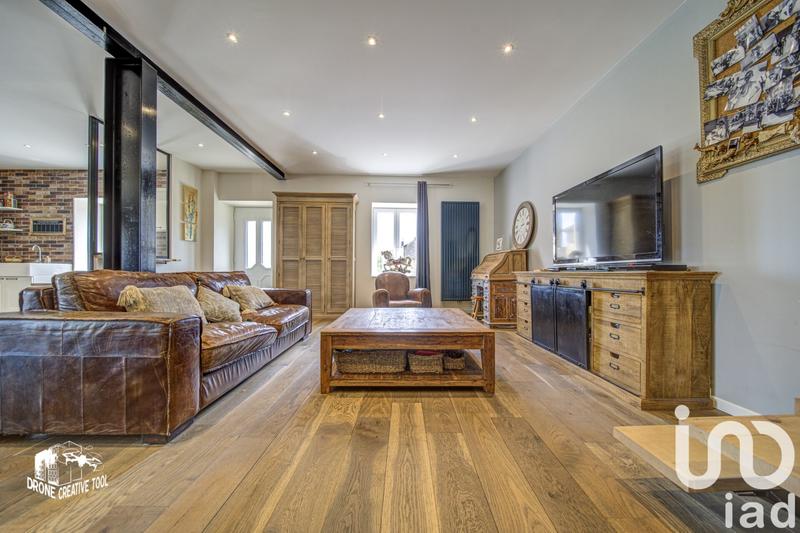 Maison - 206 m² - 6 pièces