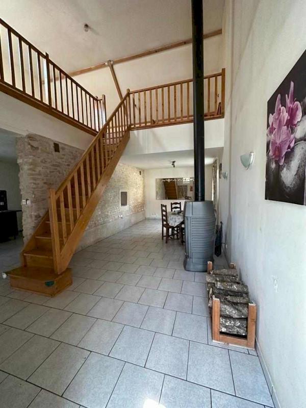 Maison de village - 180 m² - 9 pièces