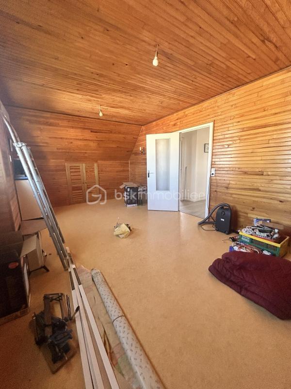 Demeure - 152 m² - 10 pièces