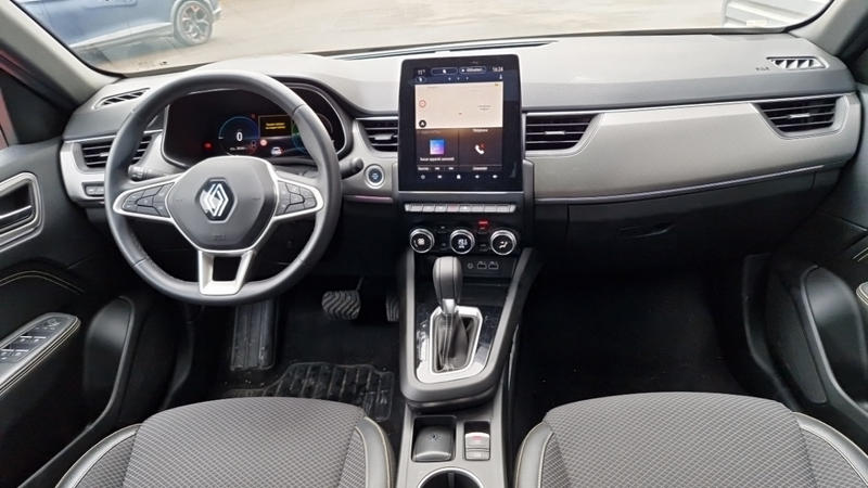 Renault Arkana E-Tech 145 - 23 Techno