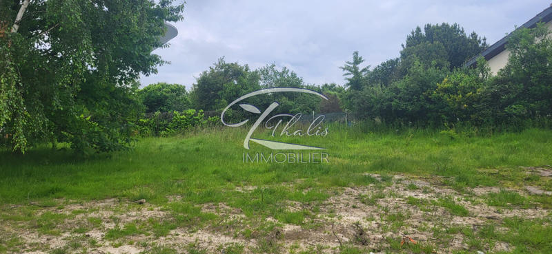 Terrain - 610 m²