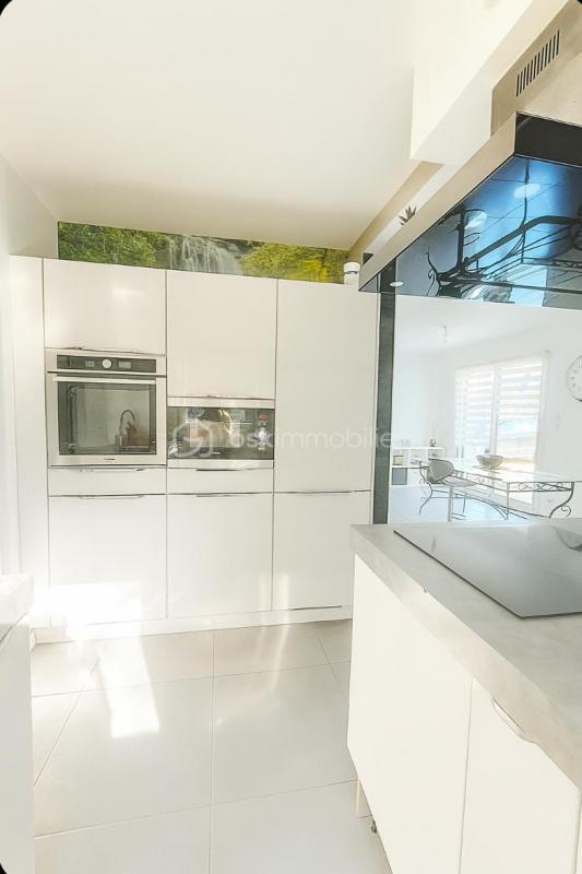 Maison traditionnelle - 120 m² - 6 pièces