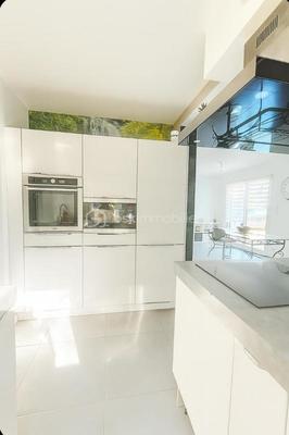 Maison traditionnelle - 120 m² - 6 pièces