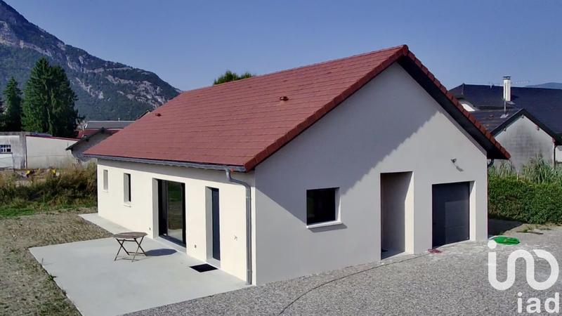 Maison - 106 m² - 4 pièces